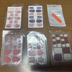 ネイルシール　足×3　手×2　やすり×1の画像