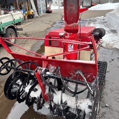 ヤンマーの除雪機の画像