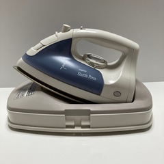 SANYO サンヨー　コードレススチームアイロン　A-LA1