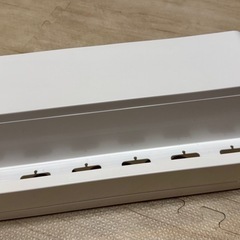 【調整中】新品未使用 ニトリ 電源ステーション テーブルタップステーションの画像