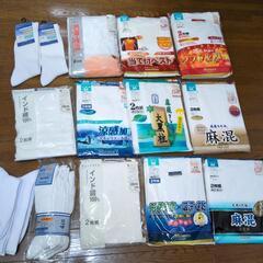 　無料　未開封のＭサイズ　男性U首シャツ他