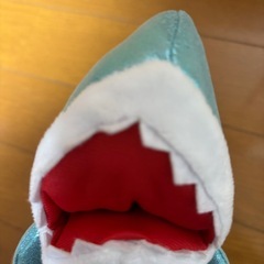 キラキラメガドロンぬいぐるみサメぬいぐるみの画像
