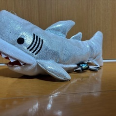 キラキラメガドロンぬいぐるみサメぬいぐるみ