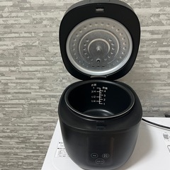 炊飯器の画像