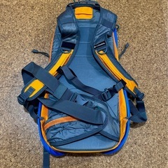 レア Columbia バックパック Titanium 20L イエロー オレンジ テント素材 リュック ザック アウトドア 登山 ハイキング トレッキング コロンビアの画像