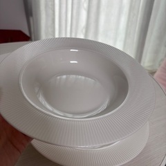 IKEA  食器　4枚の画像