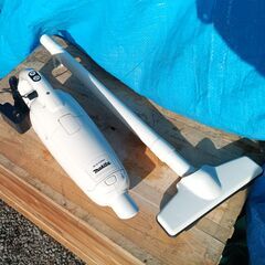 ★お届け可!!★ マキタ 掃除機 充電式クリーナ CL103D 充電アダプター新品の画像
