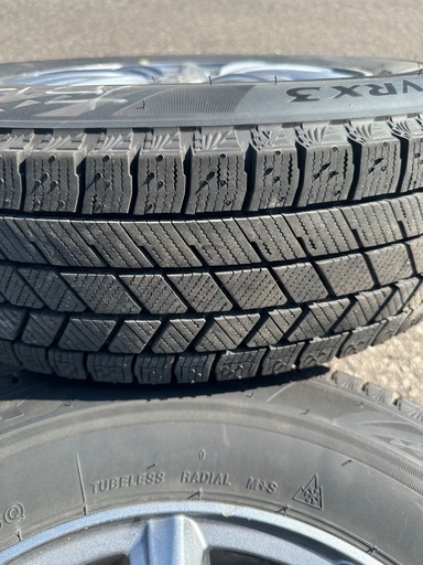 ブリヂストン　VRX3 アルミ付き4本セット