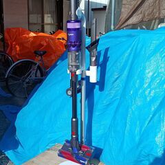 ★お届け可!!★ ダイソン コードレスクリーナー SV19の画像