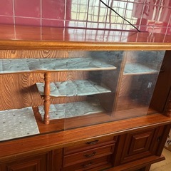 水屋箪笥、食器棚の画像