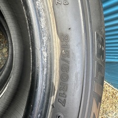 ブリヂストン　215/60R17の画像