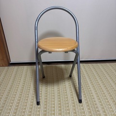 折りたたみ椅子