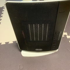 DeLonghi ファンヒーター DCH7032J  の画像