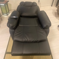 美品！ラウンジチェア　シフォンジュニアエス　マッサージチェア　エステベッドの画像