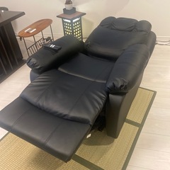 美品！ラウンジチェア　シフォンジュニアエス　マッサージチェア　エステベッドの画像