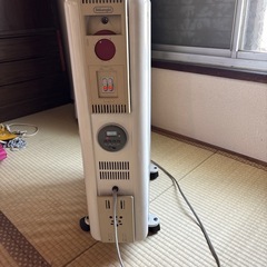 デロンギ　オイルヒーターH310912TDC お譲りします