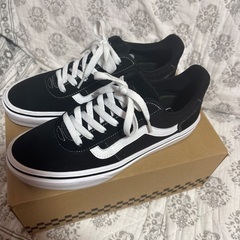 VANSスニーカー