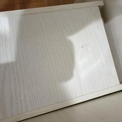 ニトリ　カラボ　ホワイト（BOX付き）の画像