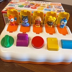 ひらいてぴょこん　　アンパンマンおもちゃの画像