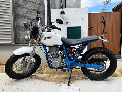 FTR223 実働　加古川市　新品タイヤプレゼント