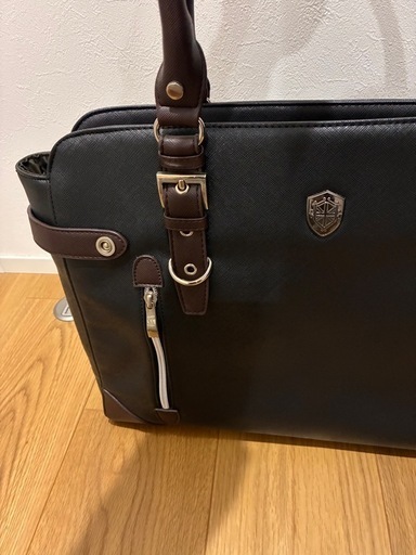【極美品】メンズビギ　ビジネスバッグ　黒色　A4 MEN'S BIGI