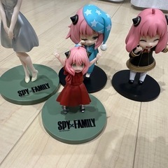 アーニャ　フィギュアの画像