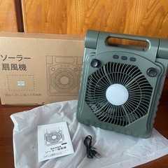 【未使用】多機能 ソーラー扇風機 充電式　LEDランタン モバイ...