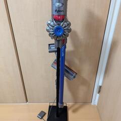 【引越処分の大特価】ダイソン Dyson v7 fluffy ス...