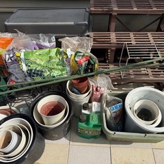 ★早め希望★植木鉢 プラ鉢 陶器鉢  フラワースタンド 赤玉土 園芸 庭 花壇の画像