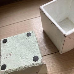 引き出し形のポットの画像