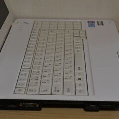 ◇格安！　ノートパソコン #193　Win11　新規インストール-//認証済み！　ACアダプタ付属!! の画像