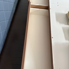 ベッドフレームの画像