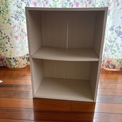 無料　カラーボックス　白