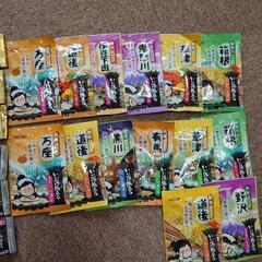 白元アース　贅沢にごり炭酸湯【濃厚にごり】11個セット、粉末にごり湯タイプ14個の画像