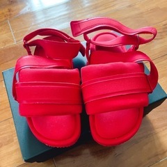 美品　Y-3 レディースサンダル　レッド