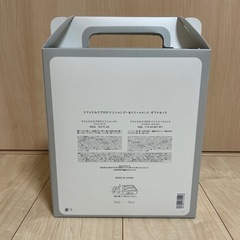 【取引中】リファ ミルクプロテインシャンプー＆トリートメント ギフトセット ReFa の画像
