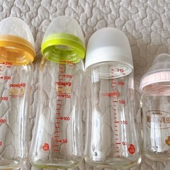 Pigeon哺乳瓶 8本セットの画像