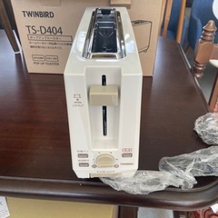 K2505-175 TWINBIRD TS-D404 ポップアップトースター 動作確認済 キズ汚れ有りの画像