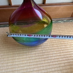 ガラス工芸　花瓶オブジェ　インテリアの画像