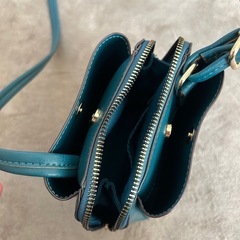 ショルダーバッグ　レディース　の画像