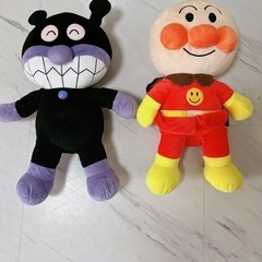 アンパンマン　バイキンマン　　ぬいぐるみ