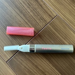 眉毛シェーバー