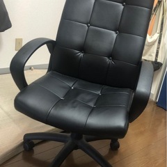 オフィス椅子の画像