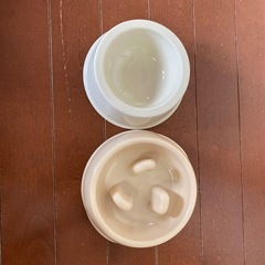 犬用早食い防止エサ入れとエサ入れの画像
