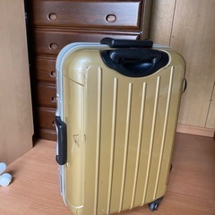 スーツケースの画像