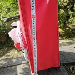 キティちゃん キャリーケースの画像