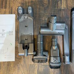 dyson V6 ダイソン スティッククリーナー 掃除機 付属品付きの画像