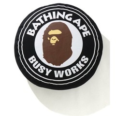APE 特大クッションの画像