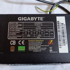 電源ユニット【GIGABYTE GZ-EMS65A-C1】100-240Vac 10A  650W の画像