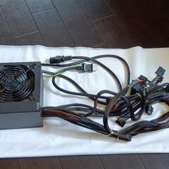 電源ユニット【GIGABYTE GZ-EMS65A-C1】100-240Vac 10A  650W の画像